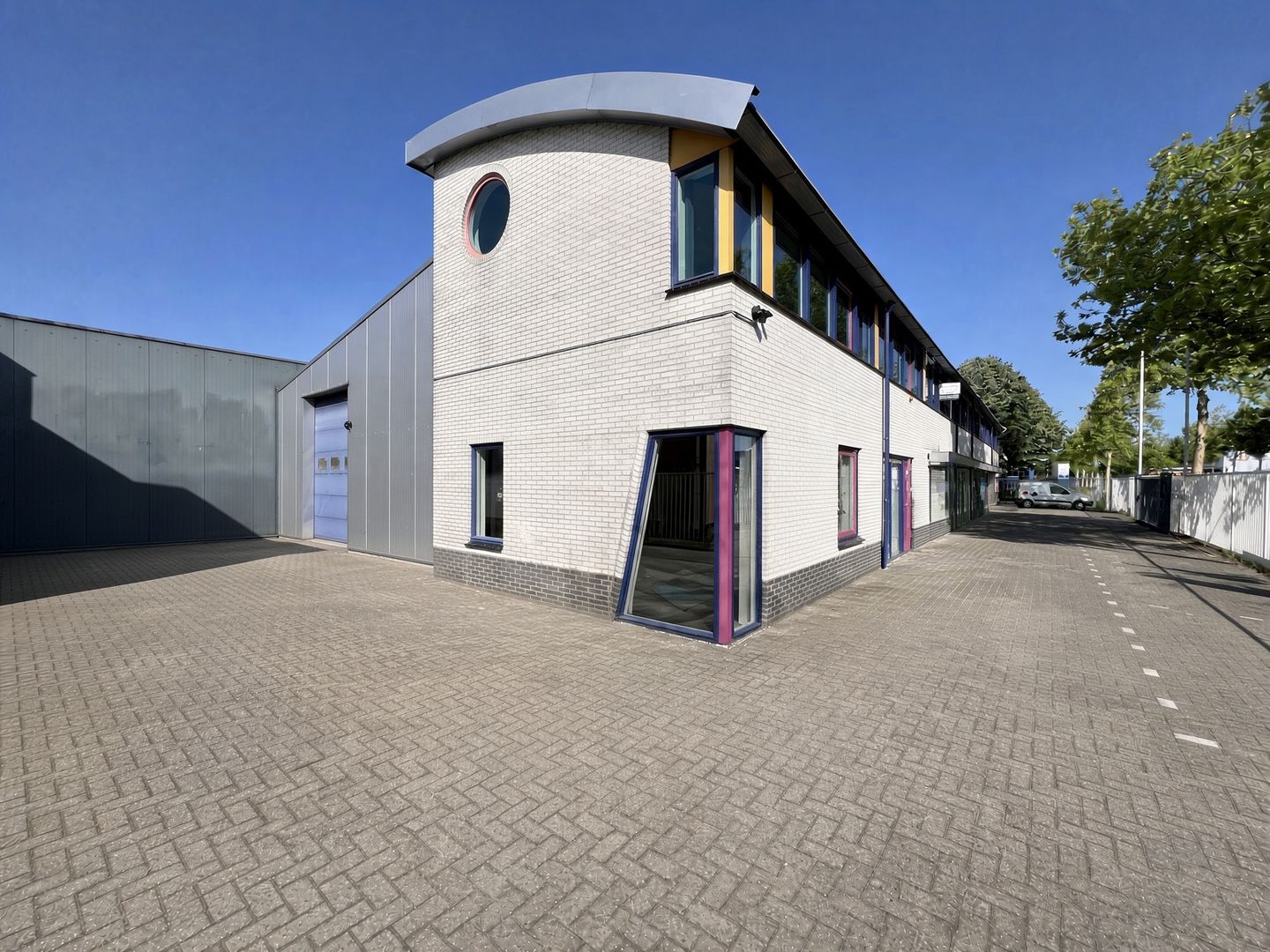 Bekijk foto 3 van Van Leeuwenhoekstraat 17