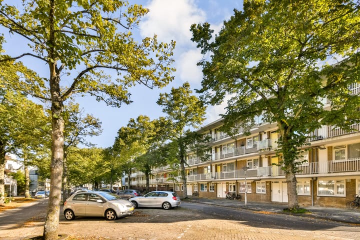 Appartement te koop: Oldengaarde 151, Amsterdam