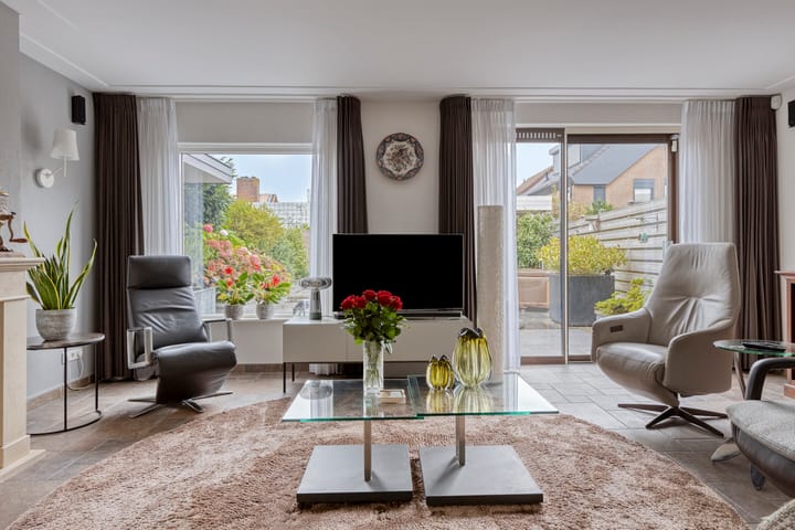 Tussenwoning te koop: Sperwer 10, Bunschoten-Spakenburg