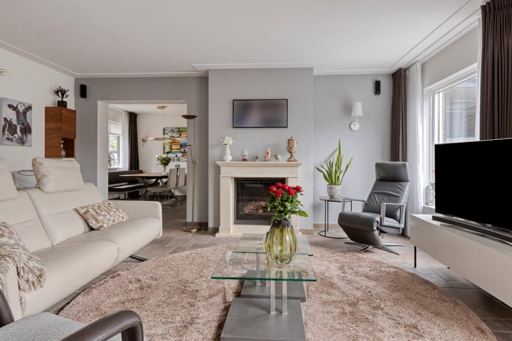 Tussenwoning te koop: Sperwer 10, Bunschoten-Spakenburg