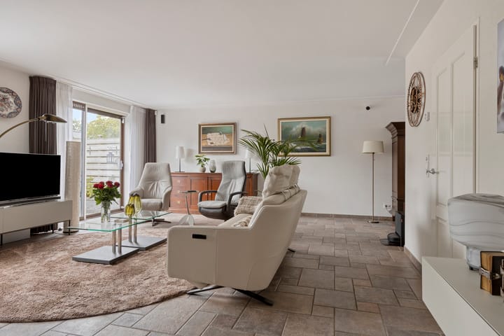 Tussenwoning te koop: Sperwer 10, Bunschoten-Spakenburg