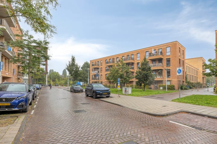 Foto 4 van Berceusestraat 6