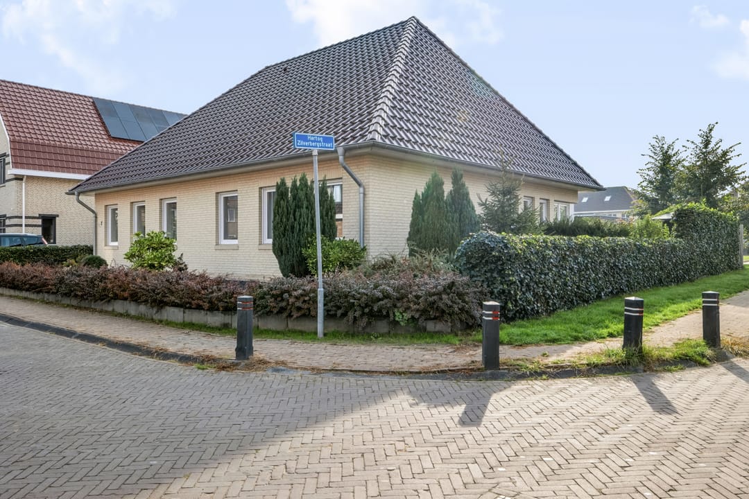 Foto 43 van Roelie Duinkerkenstraat 7