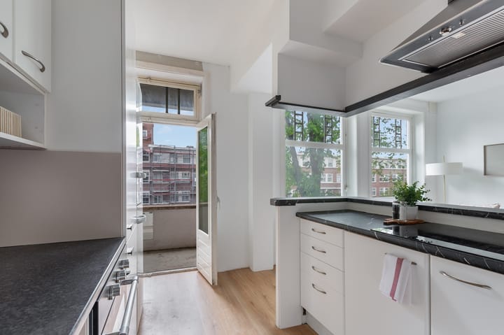 Appartement te koop: Hoofdweg 246-2, Amsterdam