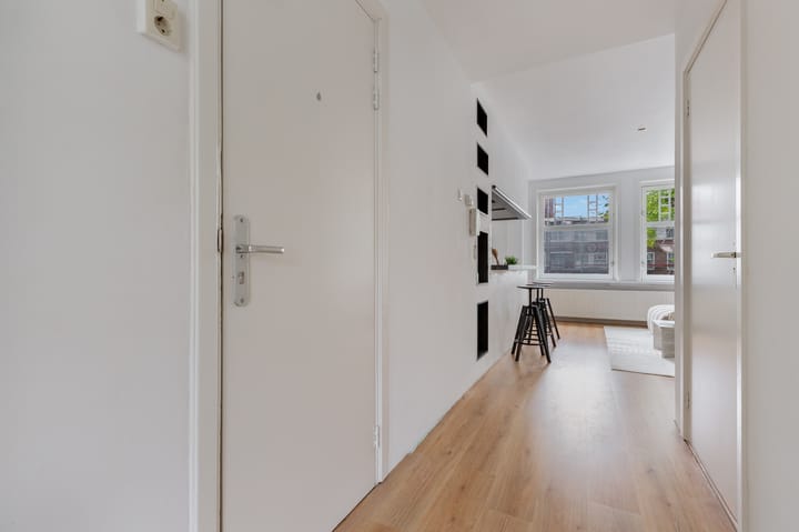 Appartement te koop: Hoofdweg 246-2, Amsterdam