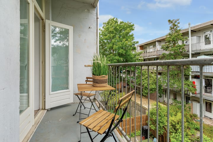 Appartement te koop: Hoofdweg 246-2, Amsterdam