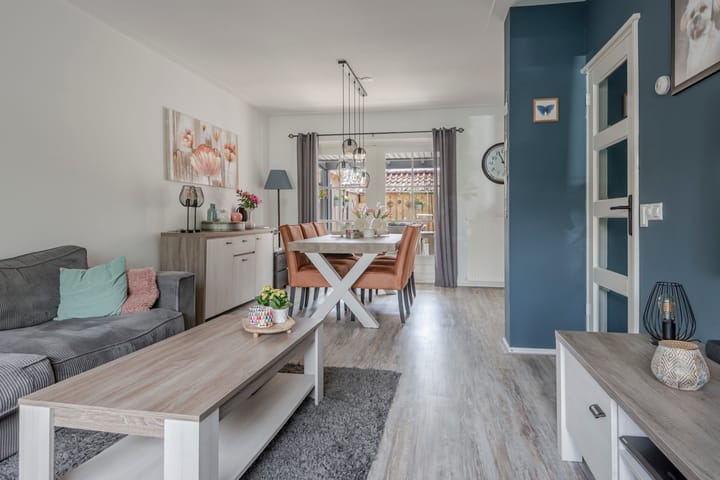 Tussenwoning te koop: Prinses Margrietplantsoen 60, Bussum