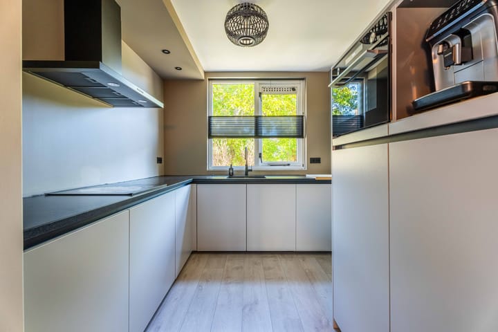 Tussenwoning te koop: Guido Gezellelaan 145, Hillegom