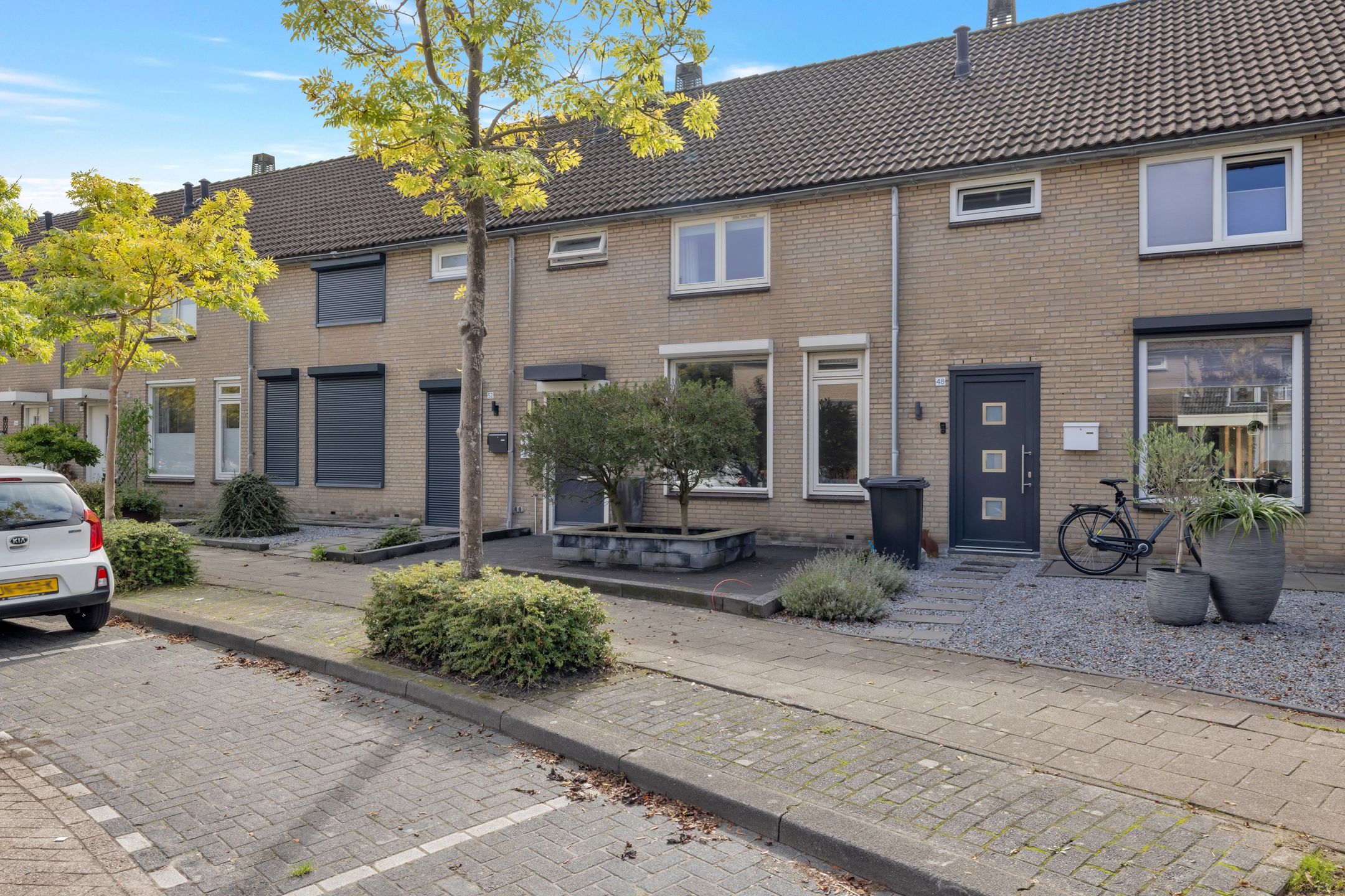 Photo 6 of Roerdomp 50