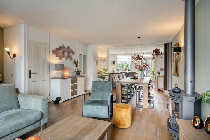 Tussenwoning te koop: Spaaihoefweg 64, Eindhoven