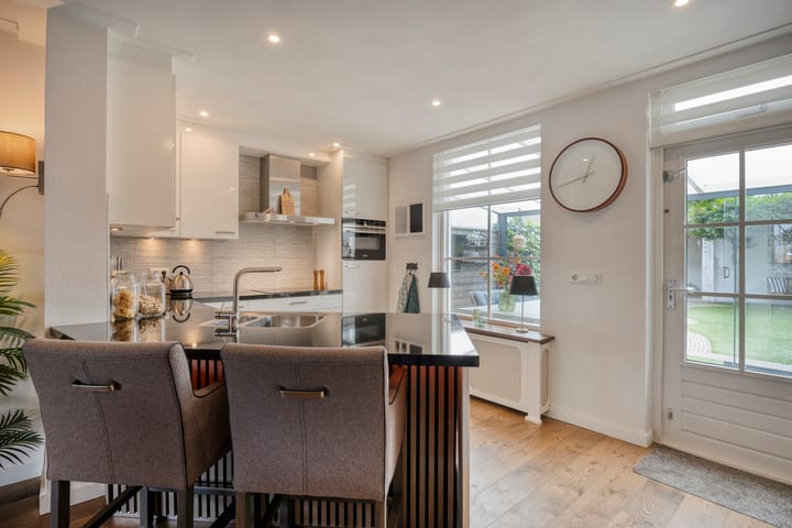 Tussenwoning te koop: Spaaihoefweg 64, Eindhoven