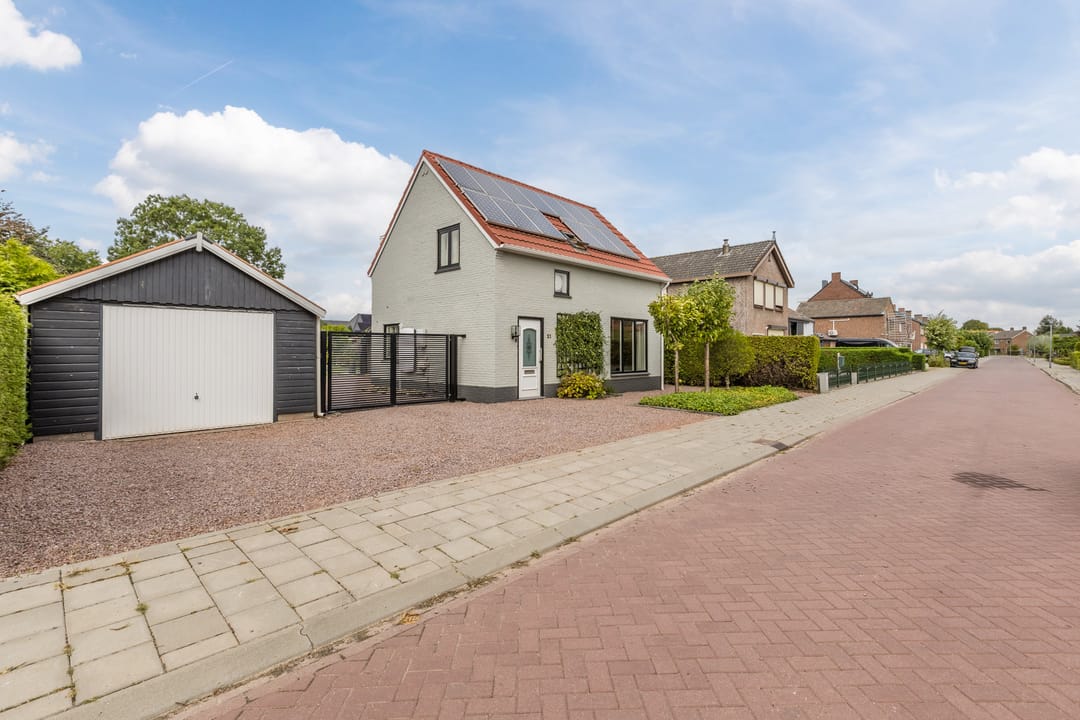 Photo 7 of Bisschop Hopmansstraat 21