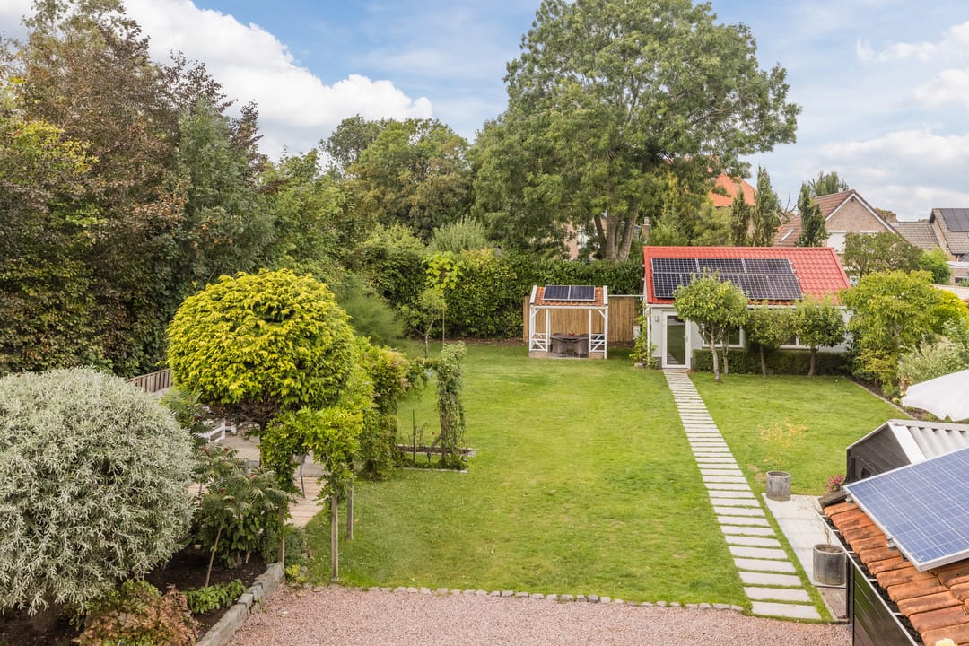 Photo 38 of Bisschop Hopmansstraat 21