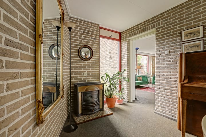 Tussenwoning te koop: Zuidplaslaan 132, Waddinxveen