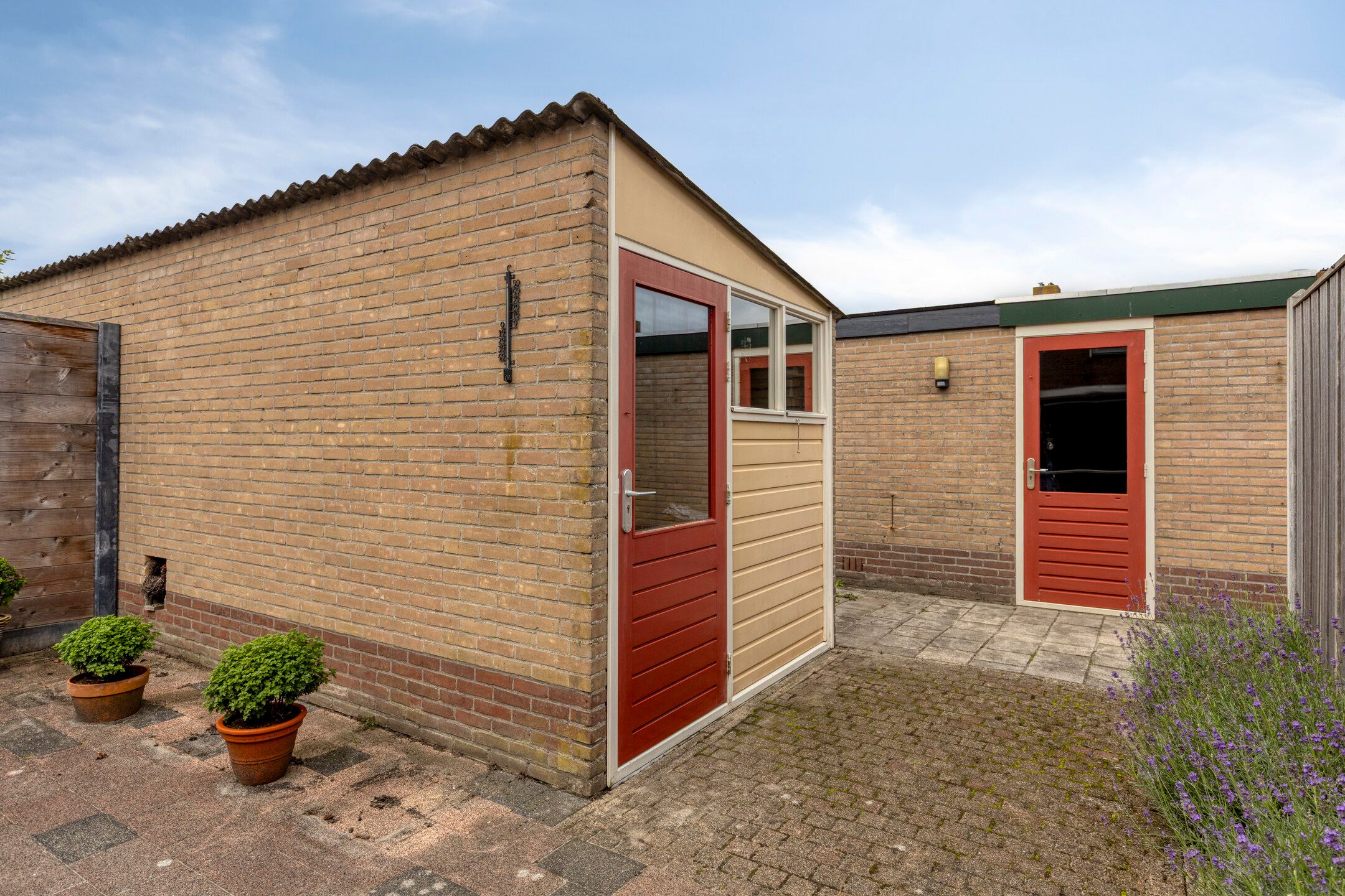 Photo 39 of Henry Dunantstraat 14