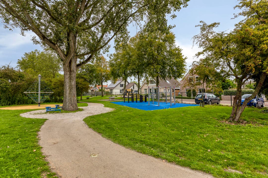 Photo 46 of Henry Dunantstraat 14