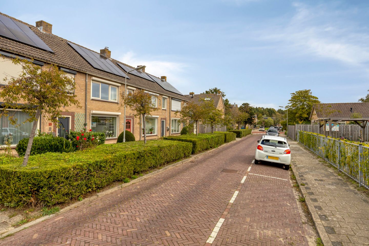 Photo 44 of Henry Dunantstraat 14