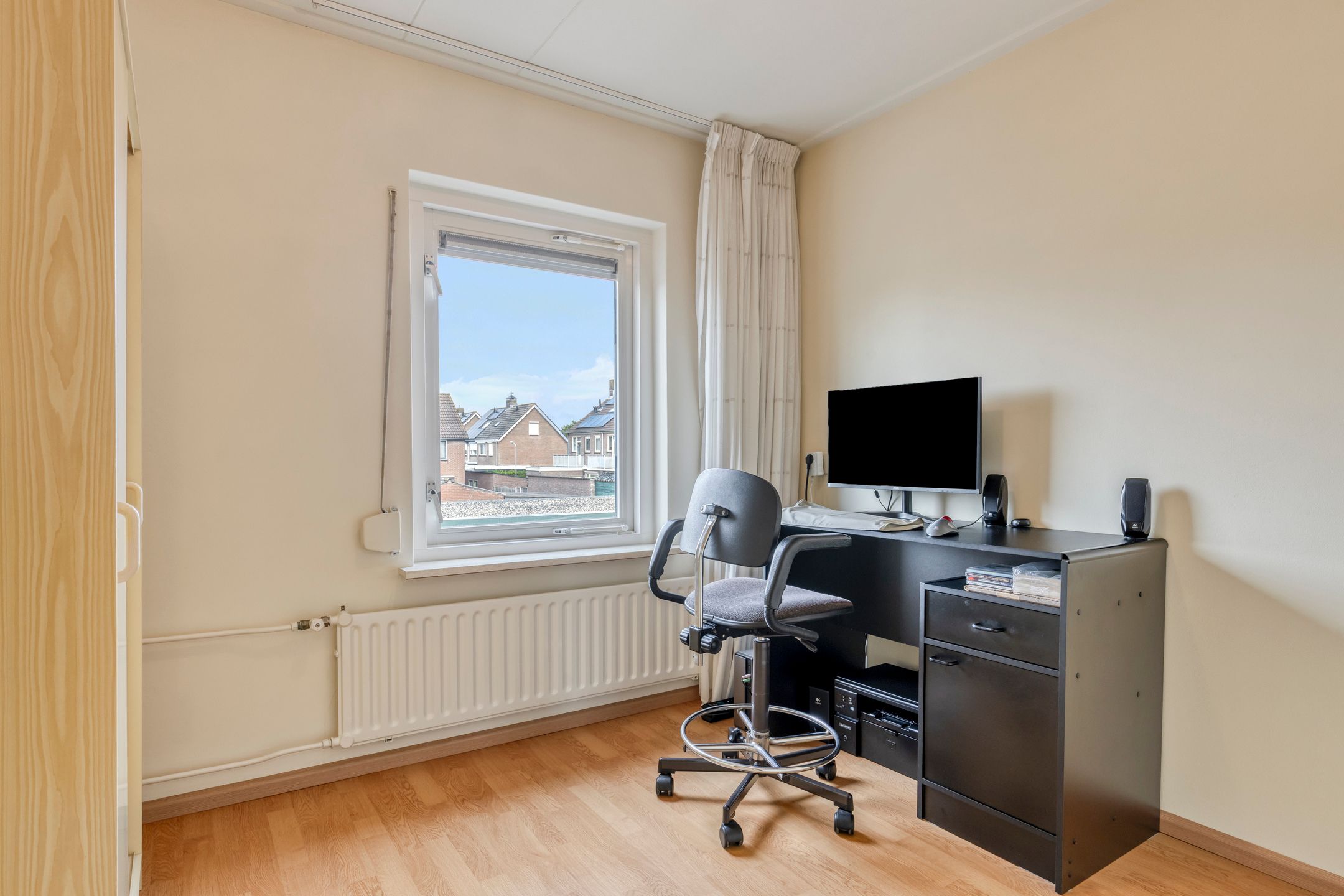 Photo 27 of Henry Dunantstraat 14