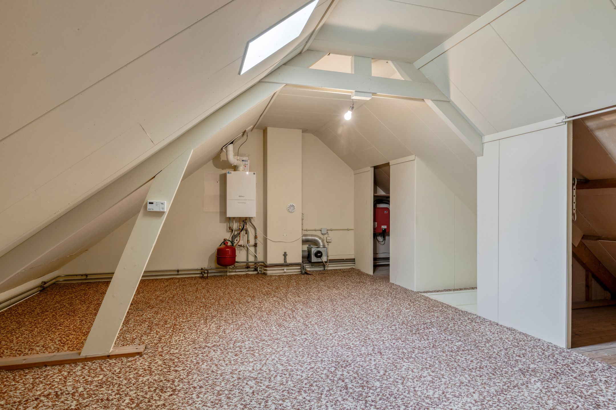 Photo 33 of Henry Dunantstraat 14