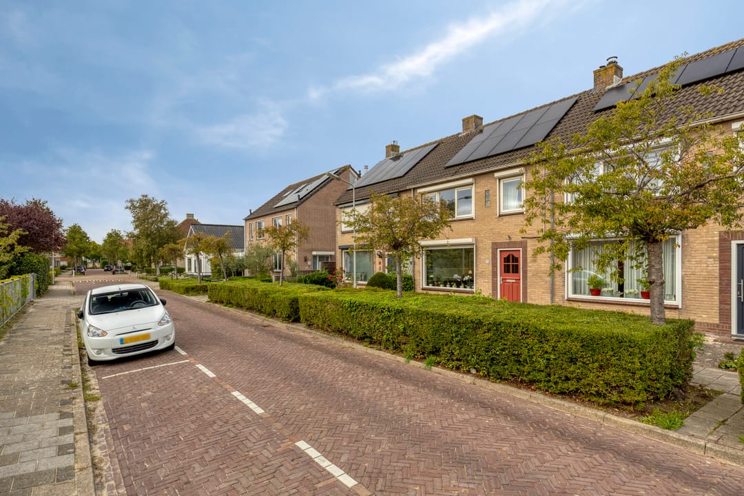Photo 43 of Henry Dunantstraat 14