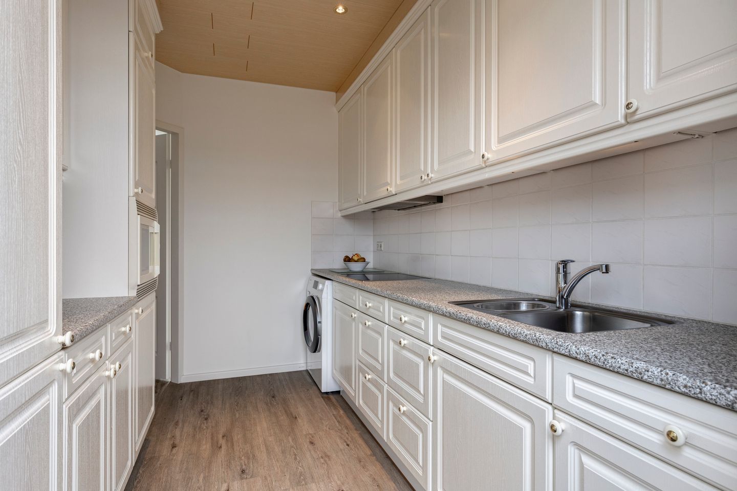 Photo 19 of Henry Dunantstraat 14