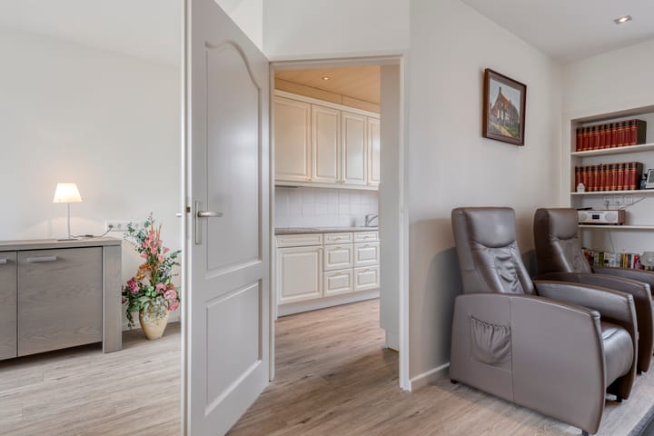 Tussenwoning te koop: Henry Dunantstraat 14, Wolphaartsdijk