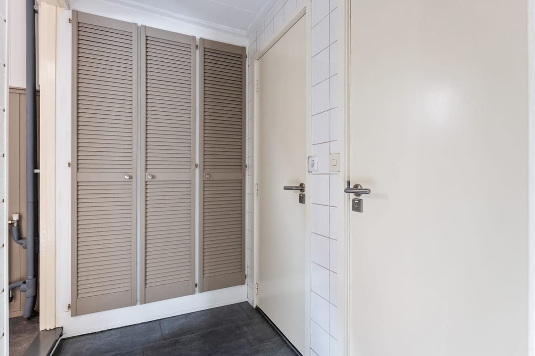 Photo 13 of van Delftstraat 52