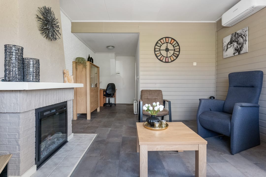 Photo 8 of van Delftstraat 52