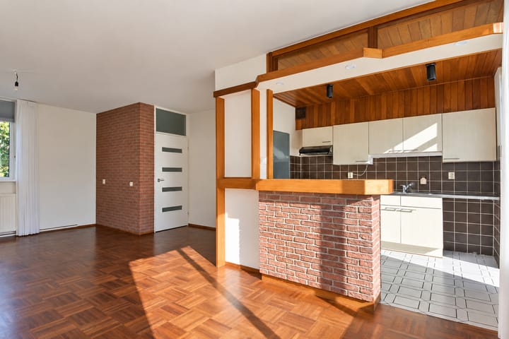 Tussenwoning te koop: Q.A. Nederpelstraat 267, 'S-Gravenhage