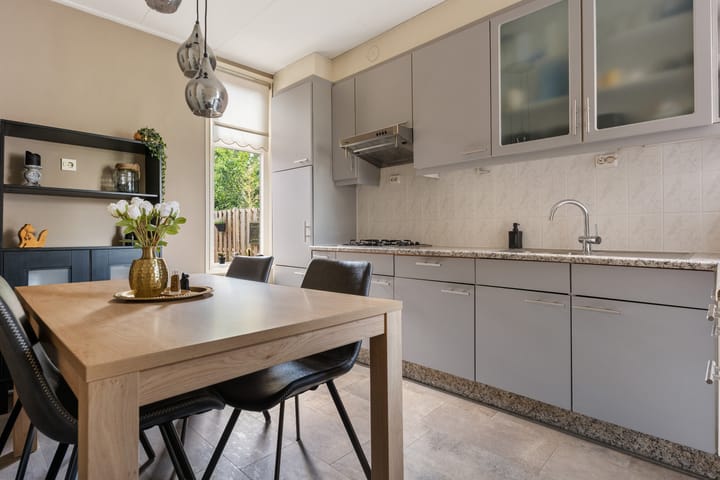 Photo 3 of van Delftstraat 52