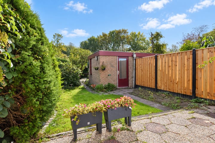 Tussenwoning te koop: Q.A. Nederpelstraat 267, 'S-Gravenhage