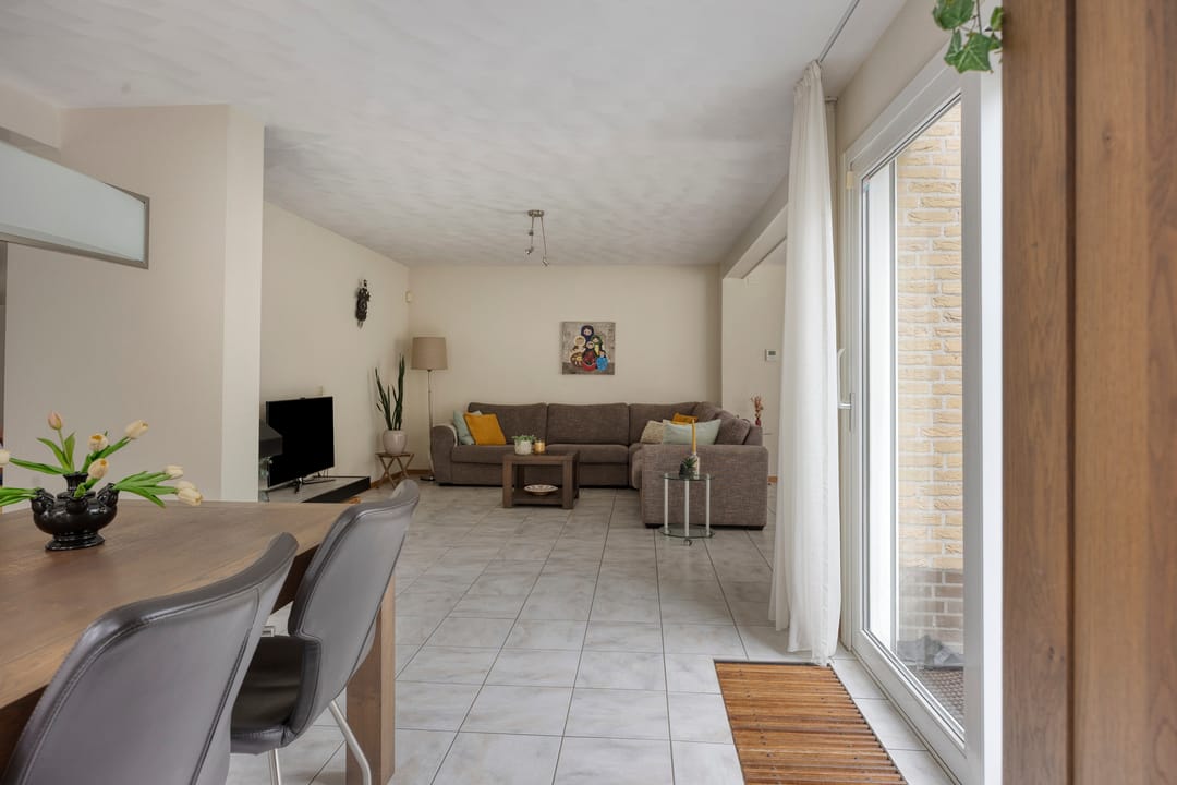 Photo 11 of Dr. J.M. den Uylstraat 53