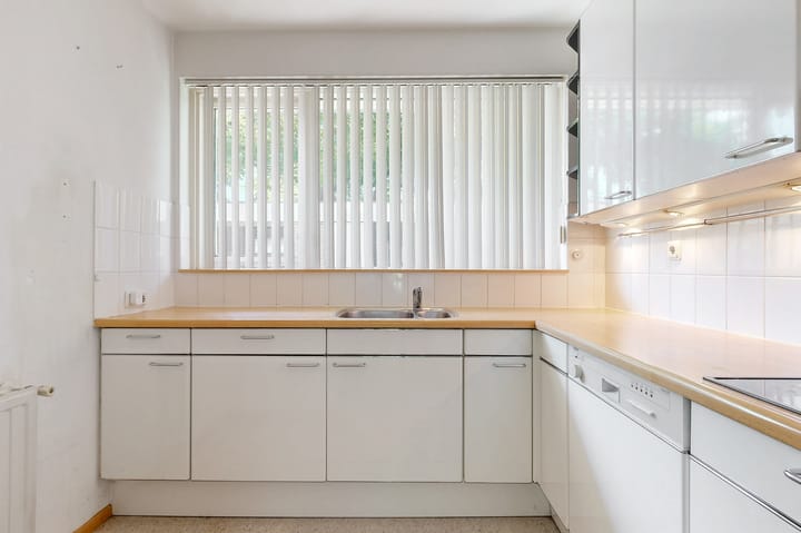 Tussenwoning te koop: Fakkelgras 6, Leiden