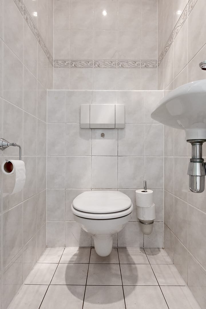 Tussenwoning te koop: Fakkelgras 6, Leiden