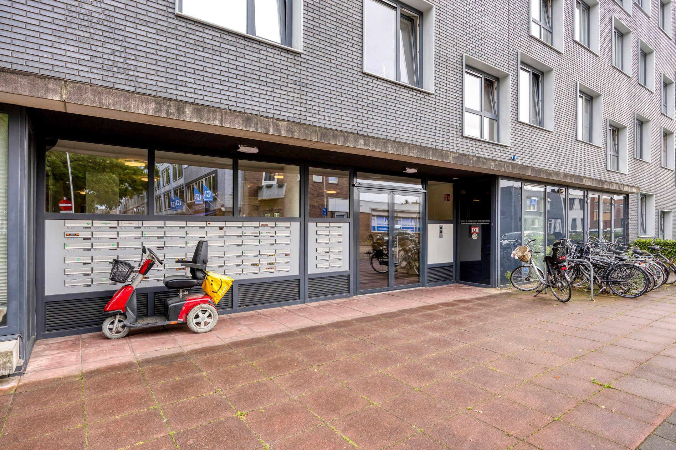 Photo 21 of Generaal de Wetstraat 76-08