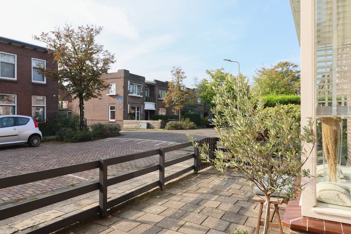 Twee-onder-één-kap te koop: Willem Lodewijkstraat 47, Sneek