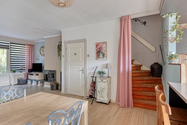 Tussenwoning te koop: Beringstraat 47, Geldrop