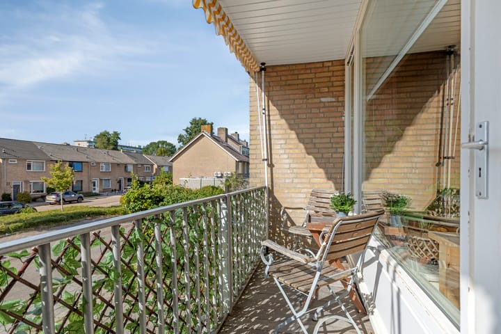 Tussenwoning te koop: Beringstraat 47, Geldrop