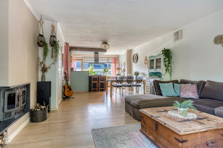 Tussenwoning te koop: Beringstraat 47, Geldrop