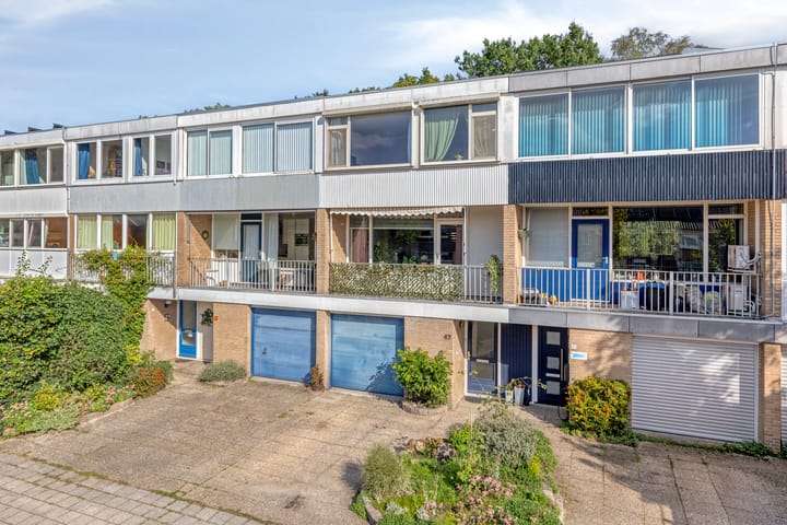 Tussenwoning te koop: Beringstraat 47, Geldrop