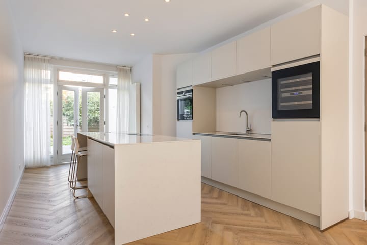 Appartement te koop: Weissenbruchstraat 276, 'S-Gravenhage