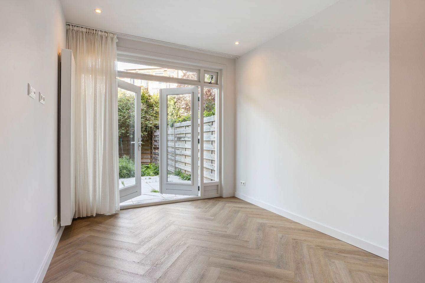 Photo 14 of Weissenbruchstraat 276