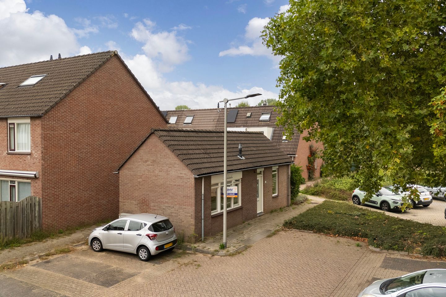 Bekijk foto 1 van Udenstraat 14