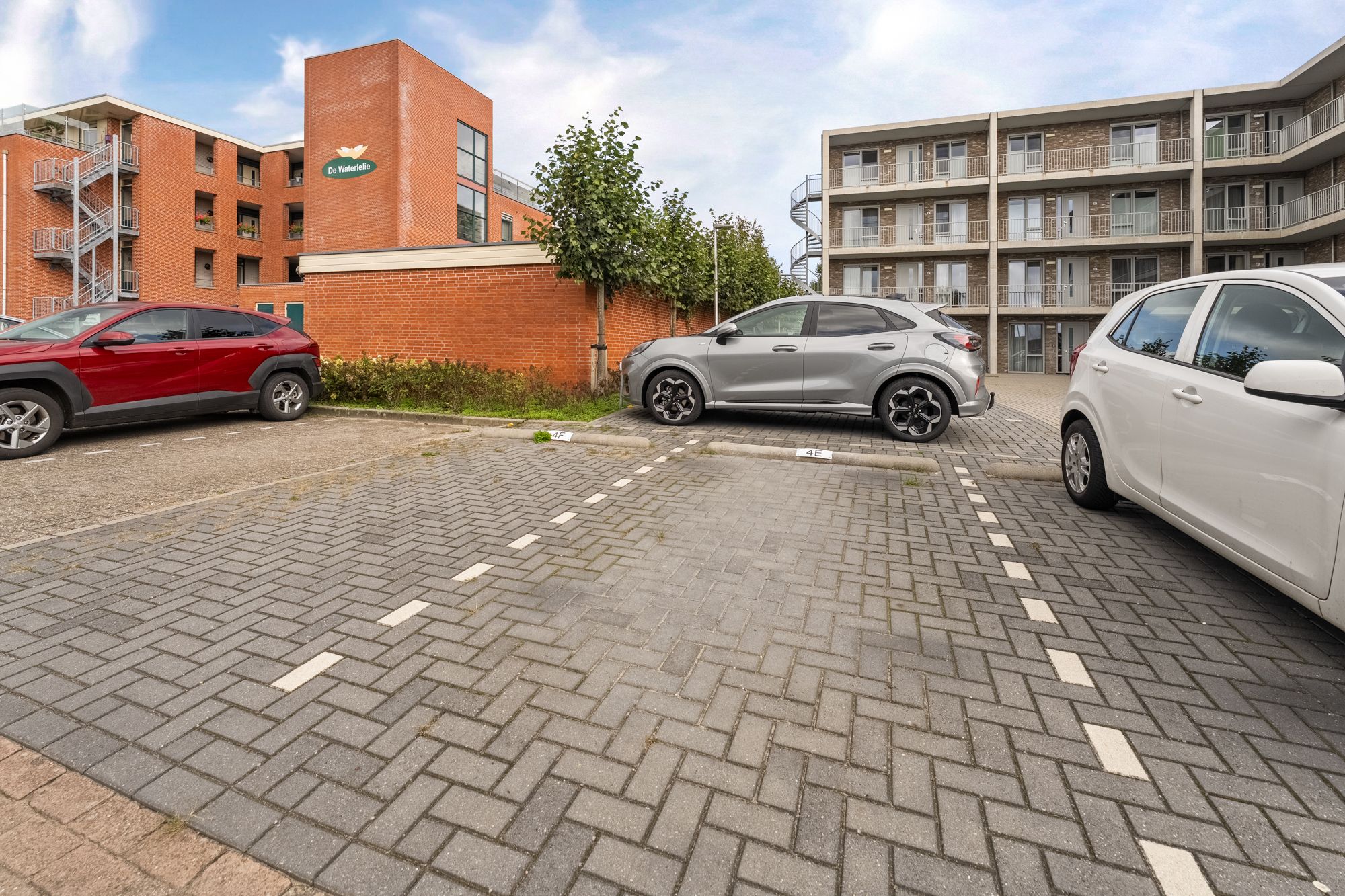Photo 39 of Beyerinckstraat 4-E