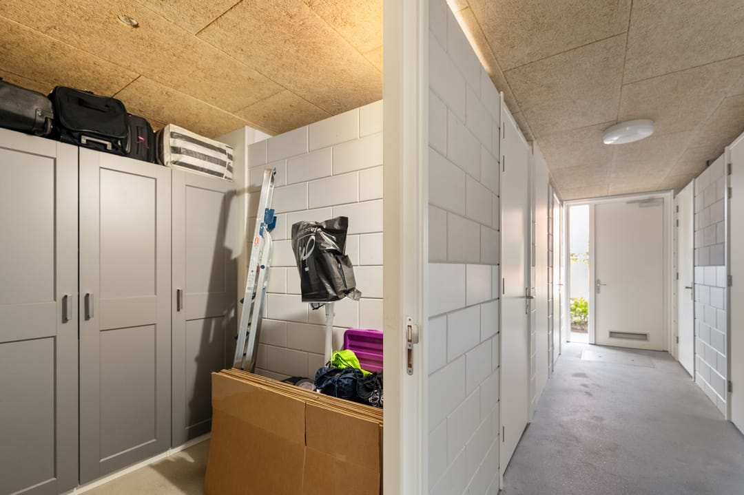 Photo 38 of Beyerinckstraat 4-E