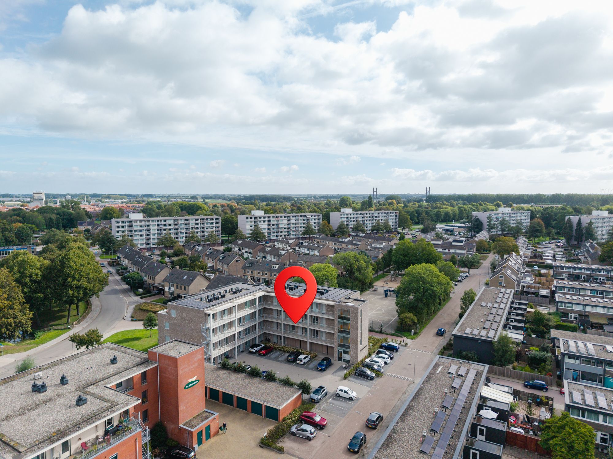Photo 6 of Beyerinckstraat 4-E