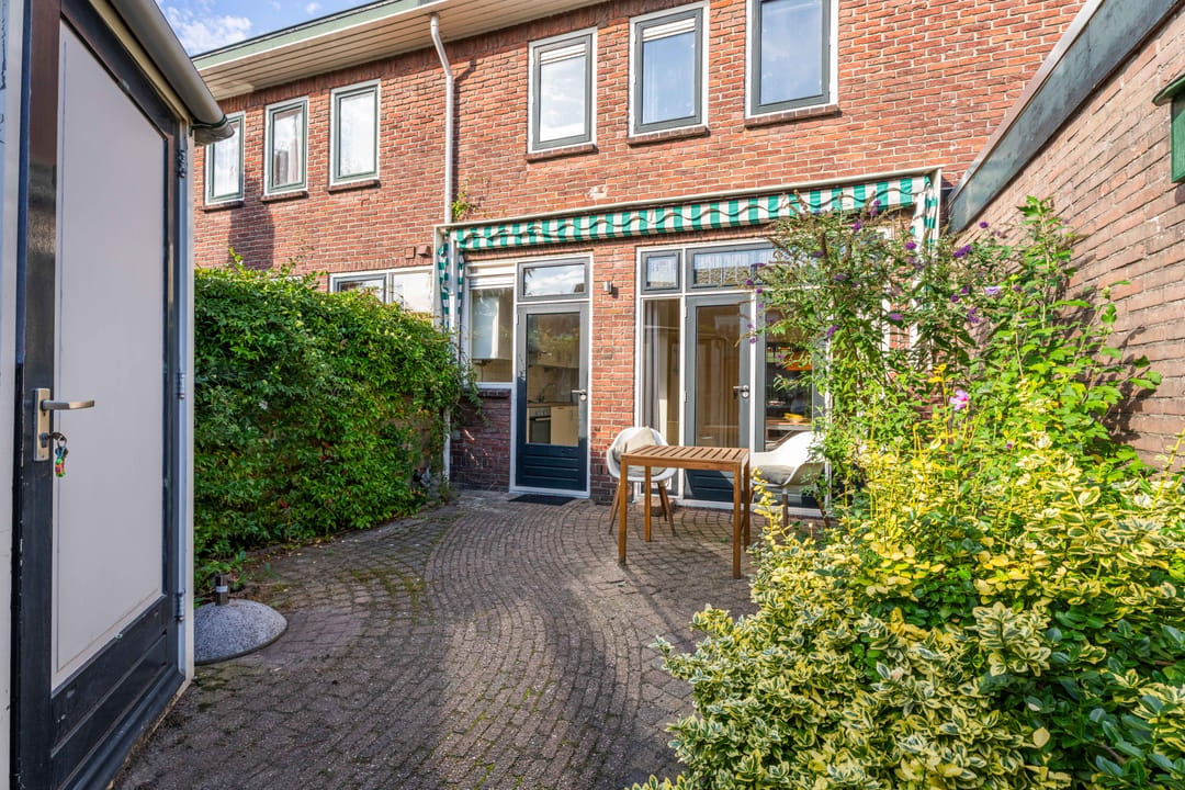 Photo 32 of Prins Bernhardstraat 32
