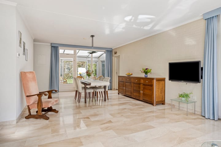 Tussenwoning te koop: Mauritslaan 24, Best