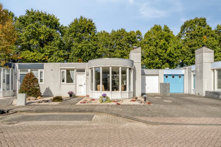Tussenwoning te koop: Mauritslaan 24, Best