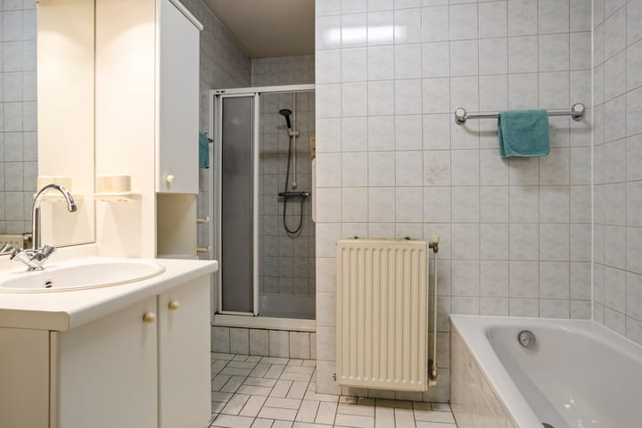 Tussenwoning te koop: Mauritslaan 24, Best